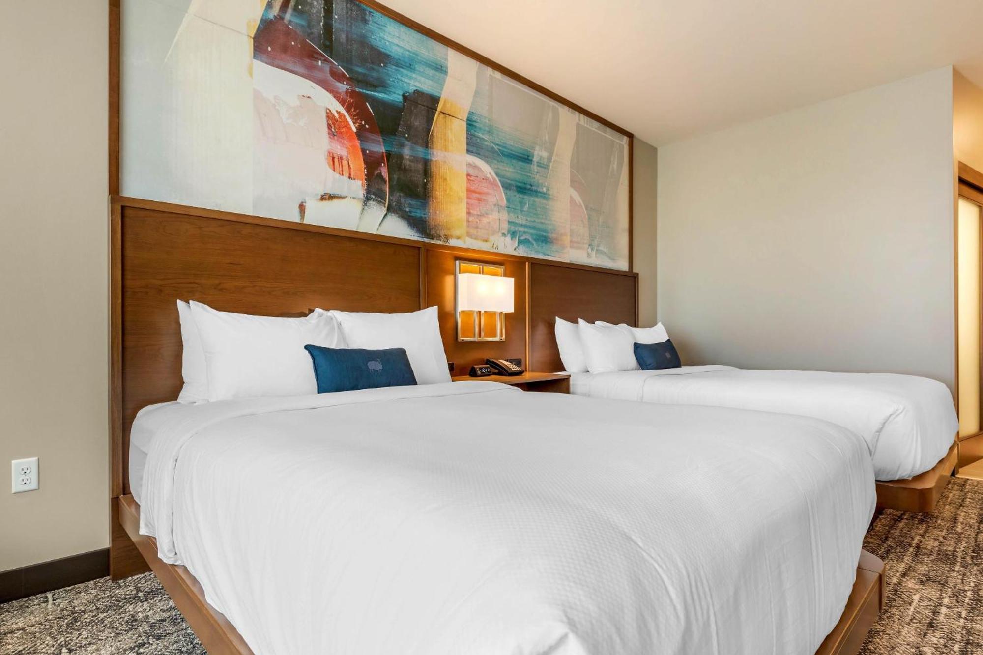 Cambria Hotel Davenport Quad Cities Bettendorf Exteriör bild