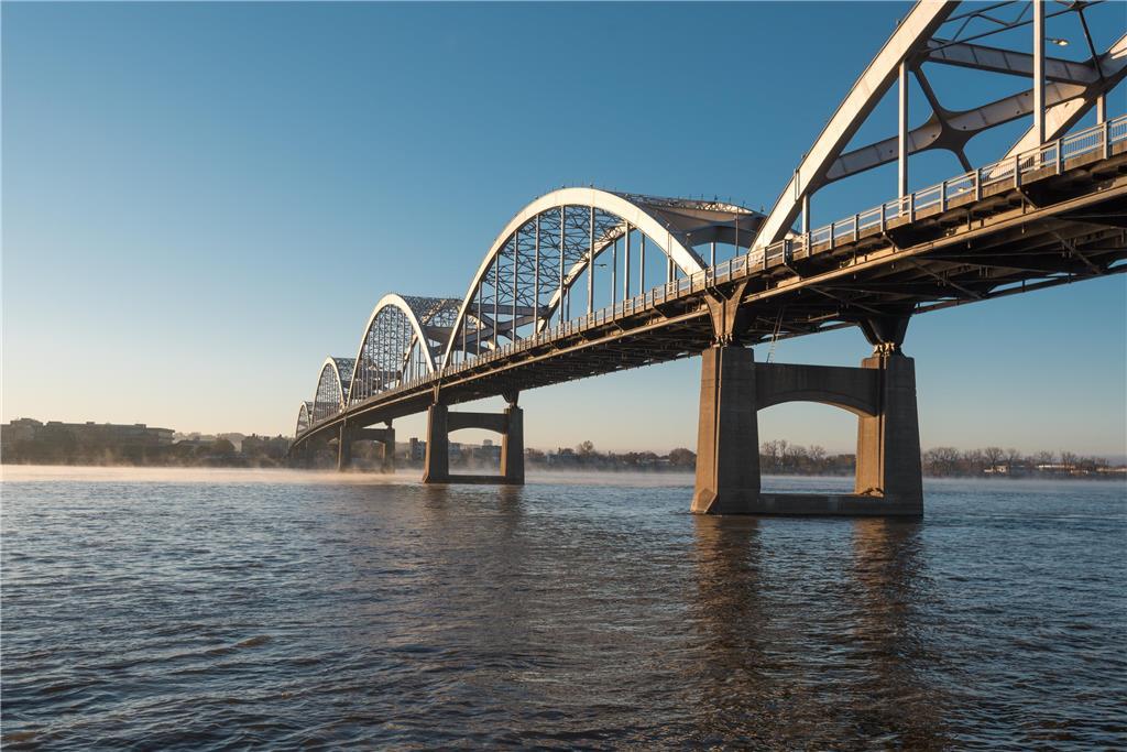 Cambria Hotel Davenport Quad Cities Bettendorf Exteriör bild